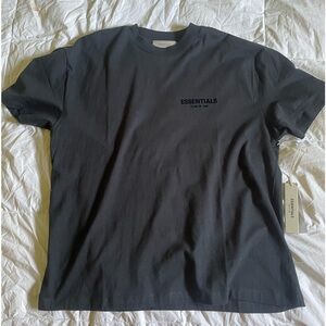 Essentials shirt “stretch limo” size L